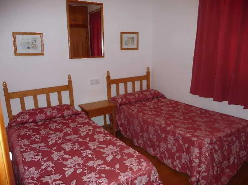 סיוטאדלה Apartamentos Llebeig דירה